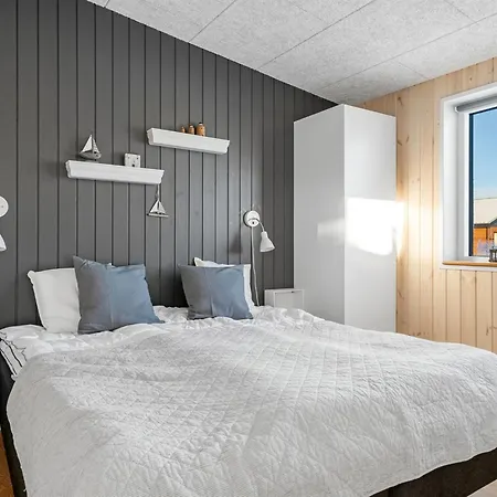 Elevus - From The Sea By Interhome בית נופש Hadsund