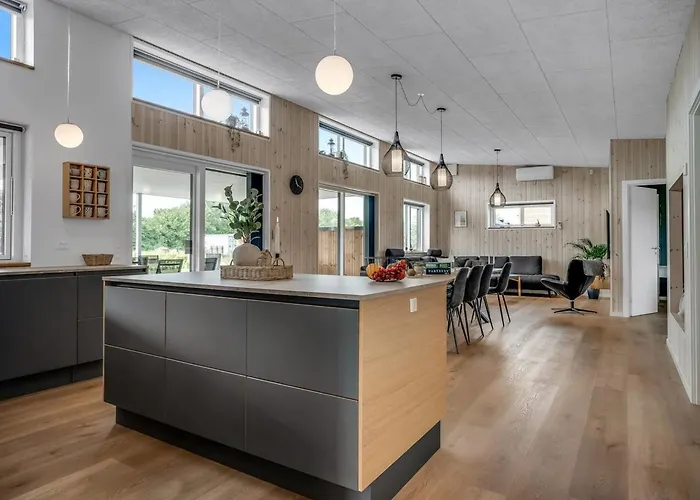 Elevus - From The Sea By Interhome * Hadsund